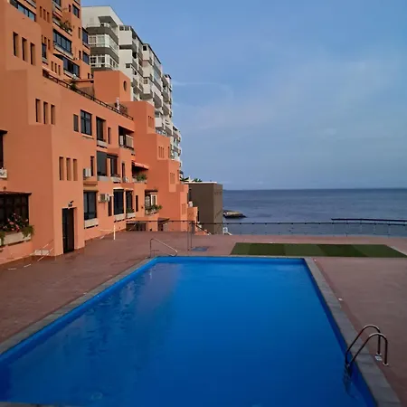 Lejlighed And The Ocean *