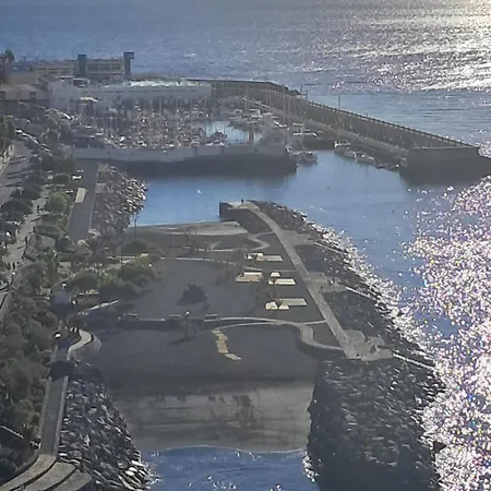 Apartment And The Ocean *