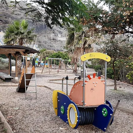 Apartment And The Ocean