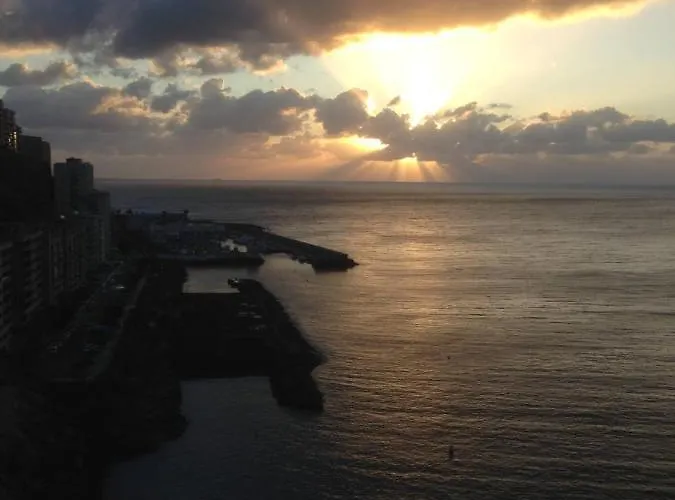 And The Ocean Apartman